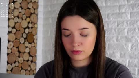 Snapshot of maidabuoy chatting on October 2025 01:50:02 AM Lucy online show from October 2025 01:50:02 AM