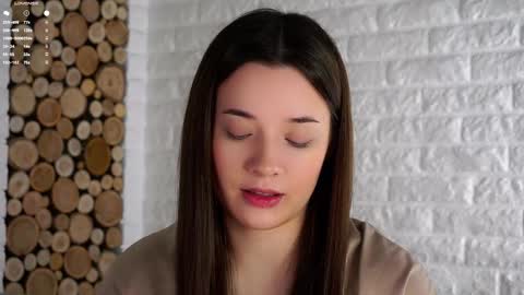 Snapshot of maidabuoy chatting on October 2025 01:39:03 AM Lucy online show from October 2025 01:39:03 AM