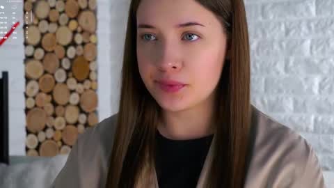 Snapshot of maidabuoy chatting on October 2025 02:02:05 AM Lucy online show from October 2025 02:02:05 AM