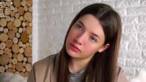 Snapshot of maidabuoy chatting on November 2025 02:11:02 AM Lucy online show from November 2025 02:11:02 AM