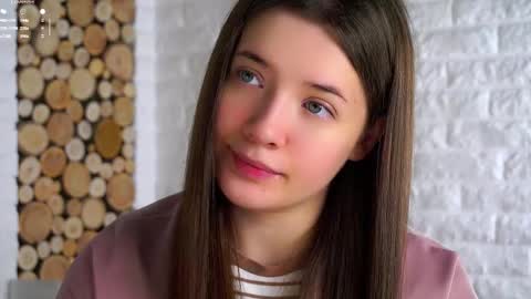 Snapshot of maidabuoy chatting on November 2025 02:10:01 AM Lucy online show from November 2025 02:10:01 AM