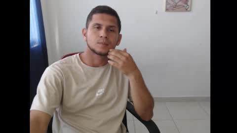 maicol online show from September 2025 11:54:02 AM