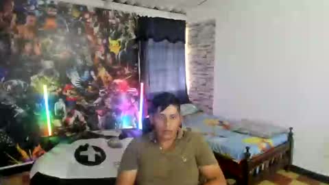 Snapshot of maiker_lozano_ chatting on October 2025 07:01:02 PM maiker lozano online show from October 2025 07:01:02 PM
