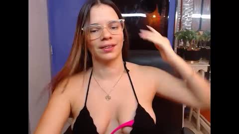 MAIRA online show from September 2025 07:39:01 PM