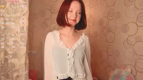 Snapshot of maisiemiller chatting on October 2025 05:13:02 PM Maisie online show from October 2025 05:13:02 PM