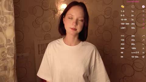 Snapshot of maisiemiller chatting on November 2025 01:13:02 PM Maisie online show from November 2025 01:13:02 PM