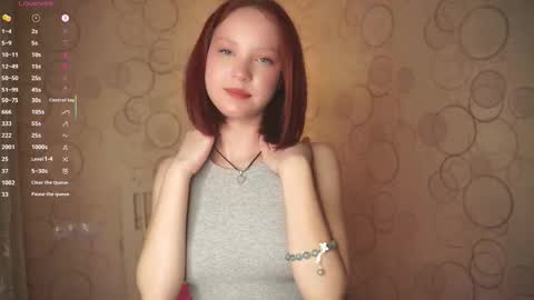 Snapshot of maisiemiller chatting on November 2025 04:19:02 PM Maisie online show from November 2025 04:19:02 PM