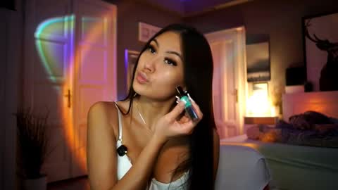 Mai online show from October 2025 12:13:02 PM