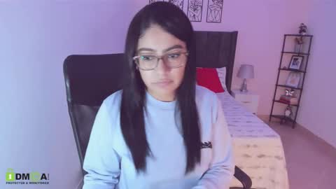 Snapshot of maite_kanes chatting on October 2025 04:42:01 AM Maite online show from October 2025 04:42:01 AM