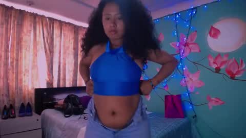 Maite online show from February 2025 08:18:01 PM