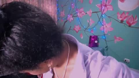 Maite online show from February 2025 12:11:02 PM