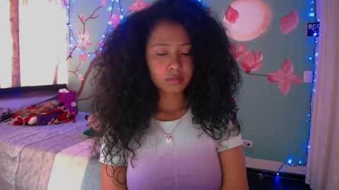 Maite online show from February 2025 08:05:02 PM