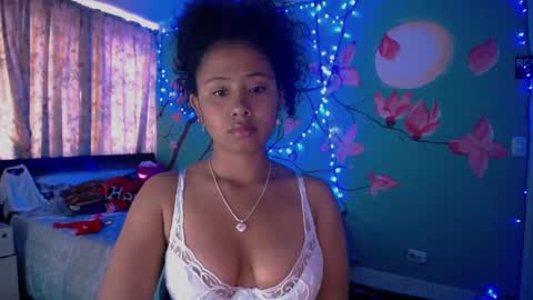 Maite online show from February 2025 01:02:01 PM