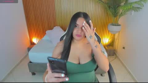 maite saens online show from February 2025 07:05:01 PM