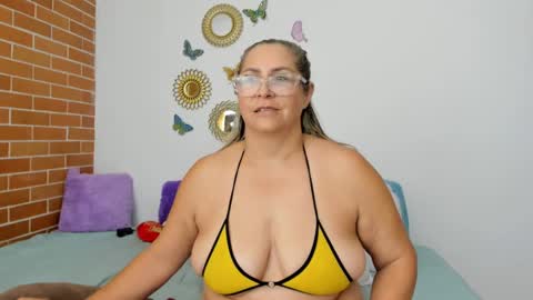 maja_hills online show from January 2025 10:51:01 PM