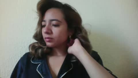majo_gomezz online show from October 2025 04:18:01 PM