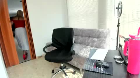 Majo Soussa online show from February 2025 07:18:02 PM