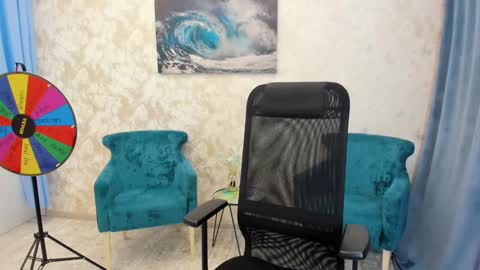 Chloe online show from March 2025 06:37:01 AM