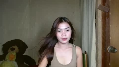 Snapshot of makeme_wettt chatting on February 2025 02:58:02 AM makeme_wettt online show from February 2025 02:58:02 AM