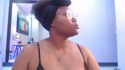 makena online show from February 2025 03:20:01 AM
