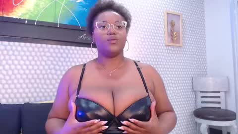 makena online show from February 2025 05:00:01 AM