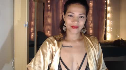 MAKENNAA online show from September 2025 10:06:02 AM