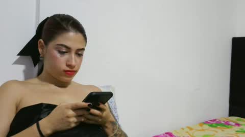 Snapshot of makenzy_darly chatting on December 2024 03:54:01 AM Makenzy darly online show from December 2024 03:54:01 AM