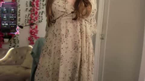 Makima online show from October 2025 09:03:02 PM