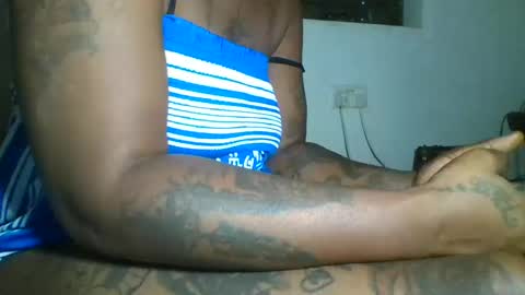 malaikababy online show from February 2025 06:38:01 PM