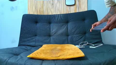 Malcom online show from October 2025 11:49:01 PM