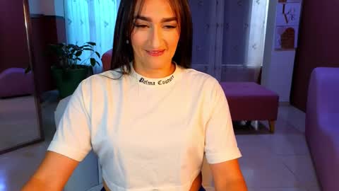 Snapshot of malen_fitnessmilf chatting on October 2025 12:17:02 PM malen_fitnessmilf online show from October 2025 12:17:02 PM