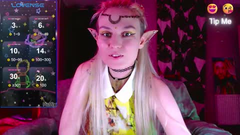 Mischelle online show from October 2025 08:43:02 PM