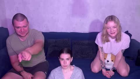 Malinka online show from November 2025 08:07:01 PM