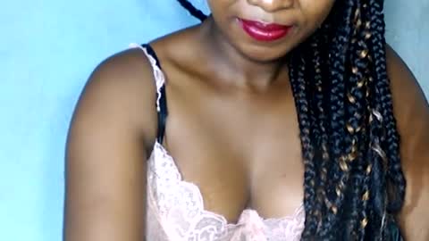 malinah01 online show from December 2024 06:49:02 PM