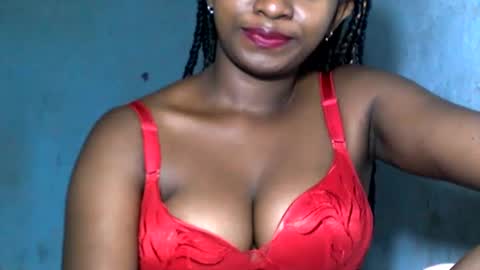 malinah01 online show from December 2024 03:27:01 PM