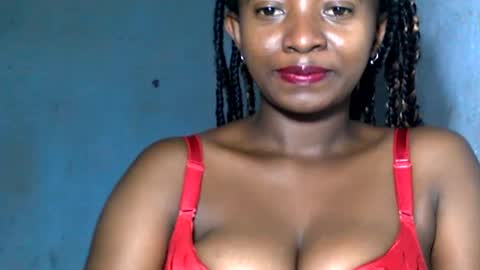malinah01 online show from December 2024 06:31:02 PM