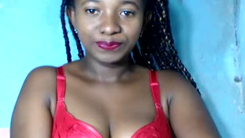malinah01 online show from December 2024 12:20:02 AM