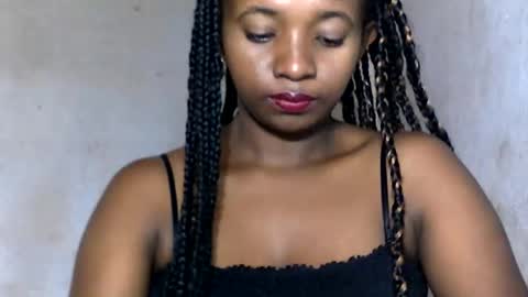malinah01 online show from December 2024 07:36:02 AM