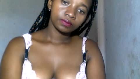 malinah01 online show from December 2024 11:44:02 AM