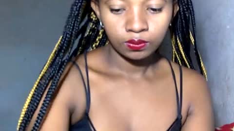 malinah01 online show from January 2025 03:53:01 AM