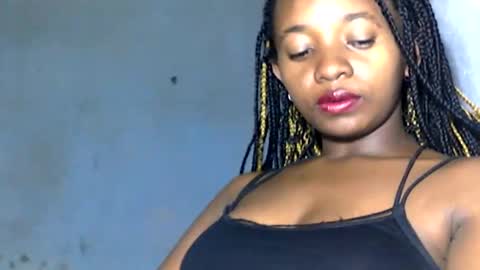 malinah01 online show from January 2025 03:51:01 PM
