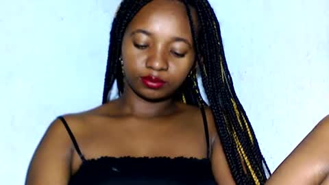 malinah01 online show from January 2025 01:53:02 AM