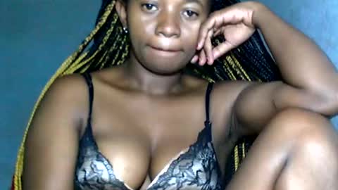 malinah01 online show from January 2025 12:22:02 AM