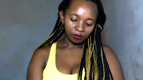 malinah01 online show from January 2025 12:33:02 PM