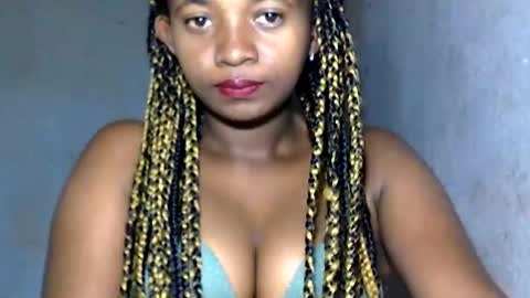 malinah01 online show from January 2025 03:39:02 AM