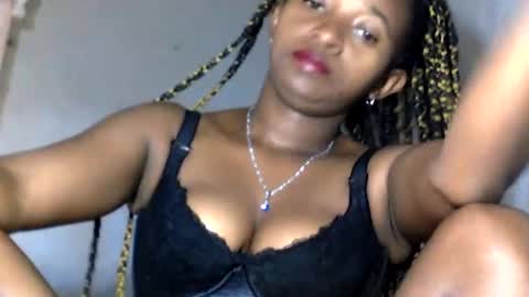 malinah01 online show from January 2025 05:31:02 AM