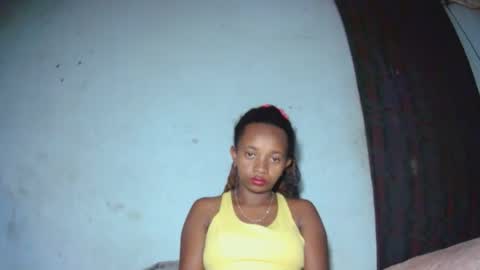 malinah01 online show from September 2025 05:57:02 PM