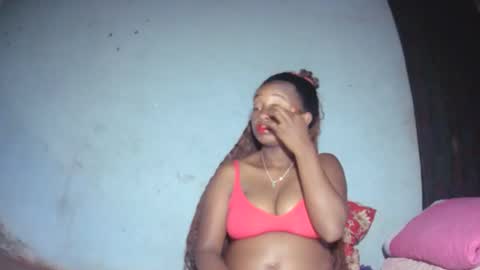 malinah01 online show from September 2025 05:21:01 AM