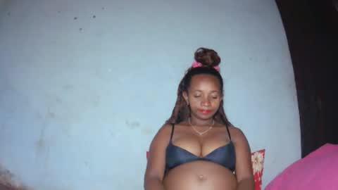 malinah01 online show from September 2025 08:18:02 AM