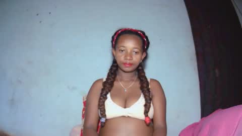 malinah01 online show from September 2025 04:17:01 AM